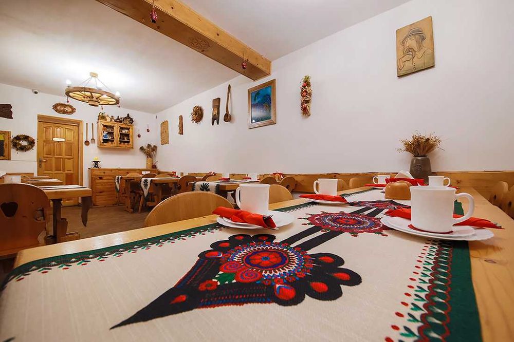 Dom na wyłączność dla min:18 os/sala kominkowa i zaplecze rekreacyjne