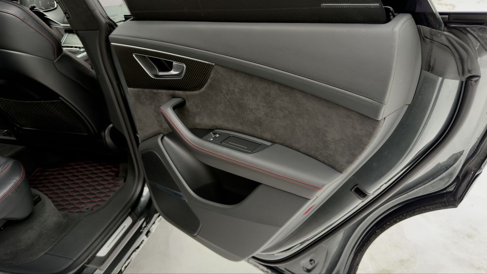 Audi rs q8 2020 офіціїна