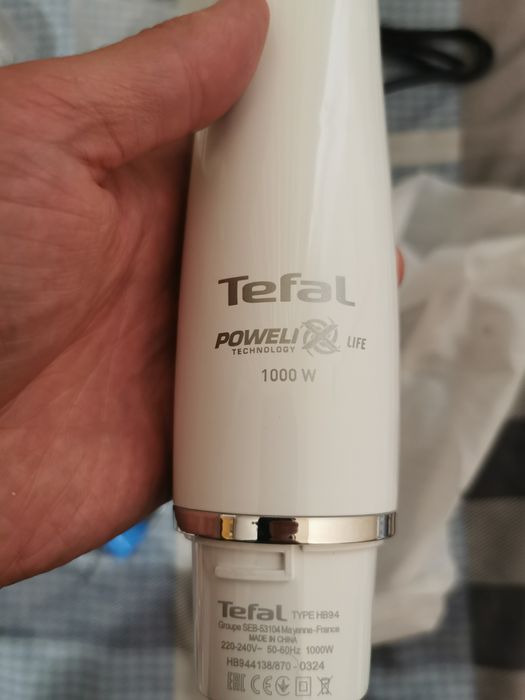 Продам блендер Tefal HB944138