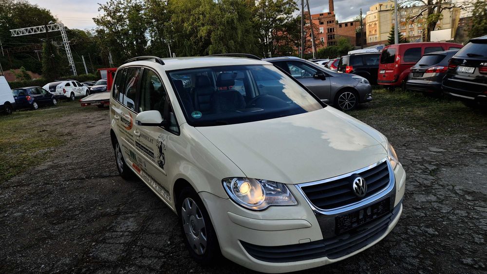 Volkswagen Touran 2.0 Automat Klima