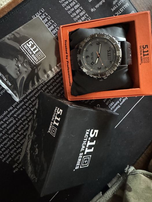 Наручные часы 5.11