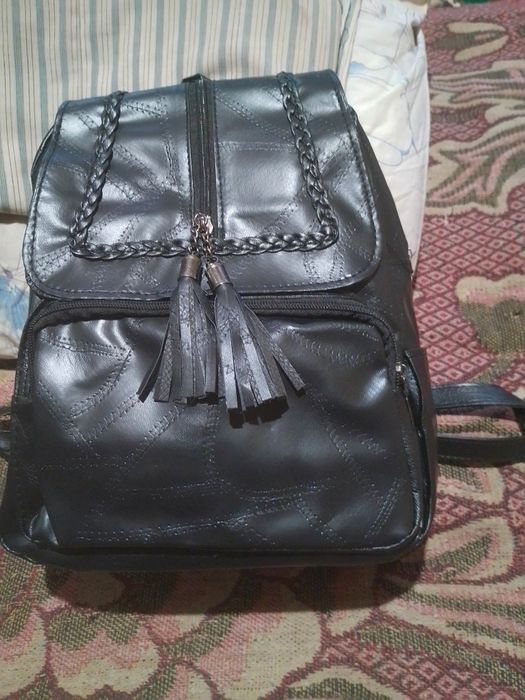 Продам рюкзак эко кожа.