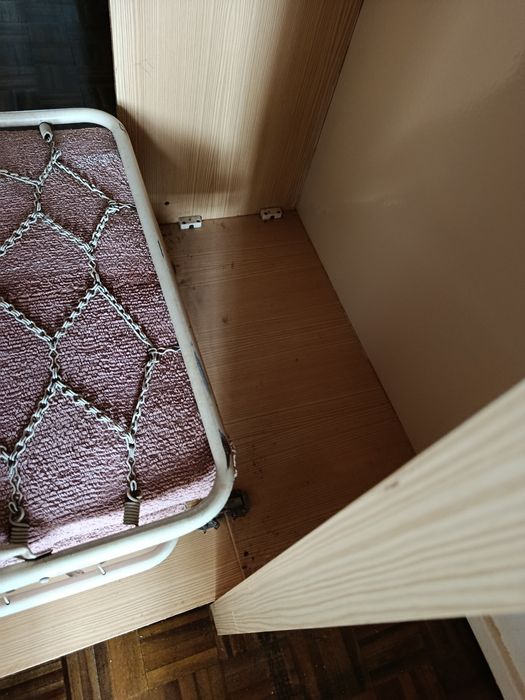 2 Móvel cama, para desocupar