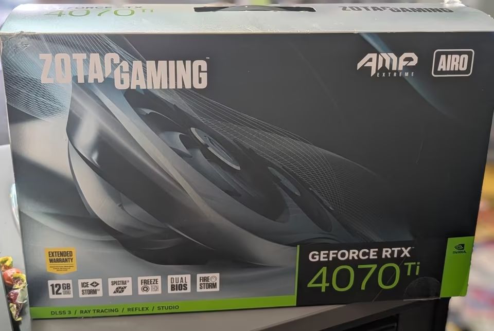 Zotac RTX 4070 Ti AMP Extreme AIRO 12GB - Topowy model