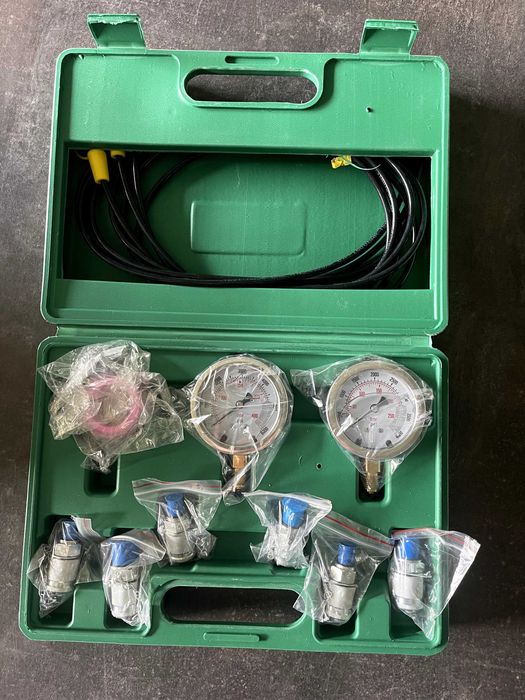 Zestaw manometrów do hydrauliki siłowej 6000 i 4000 PSI