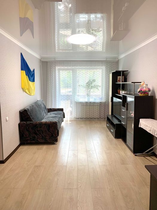 Продам 2ух кімнатну квартиру з ремонтом біля Олімпу
