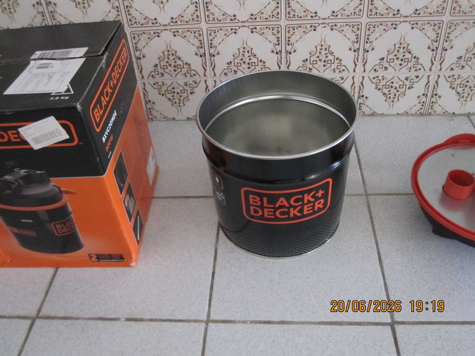 Aspirador de Cinzas para churrasqueiras Black+Decker