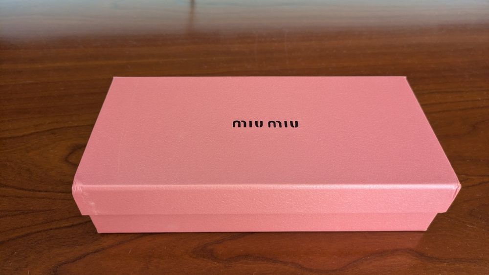 Óculos de sol Miu Miu