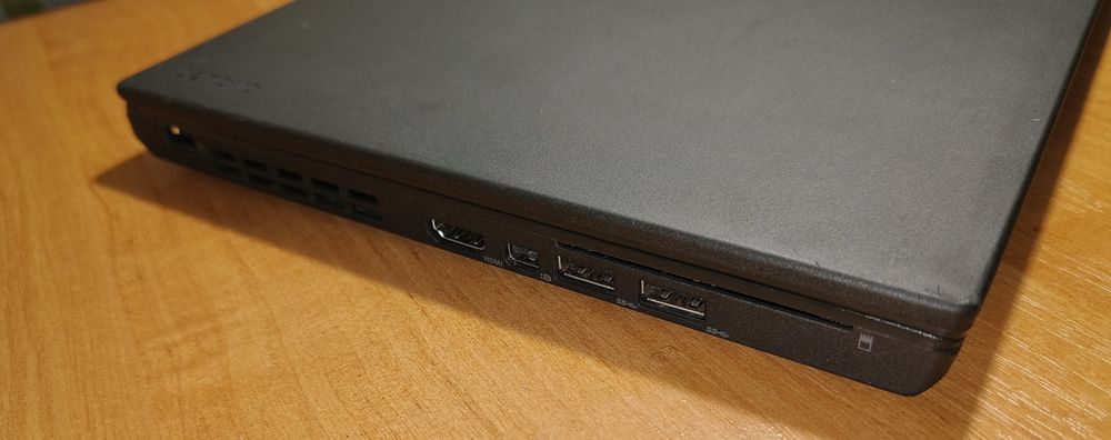 Отличный нетбук Lenovo i7(6gen),8Озу,Акб3ч
