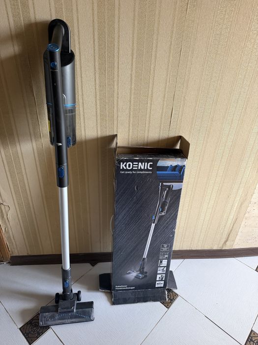 Вертикальний бездротовий пилосос KOENIC