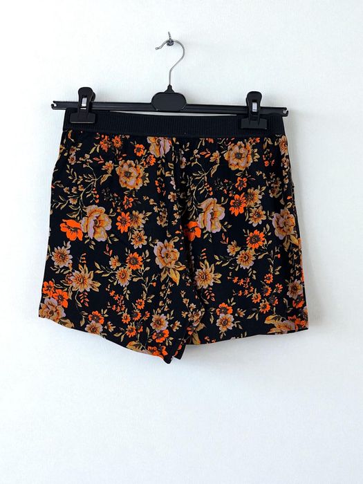 Samsoe Samsoe Nessie Shorts roz. S damskie szorty z wiskozy