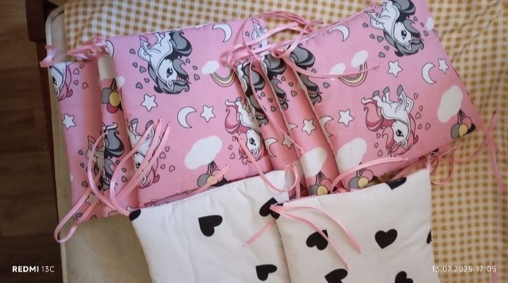 Бортики в кроватку