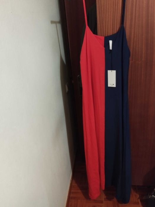Vestido bicolor comprido novo