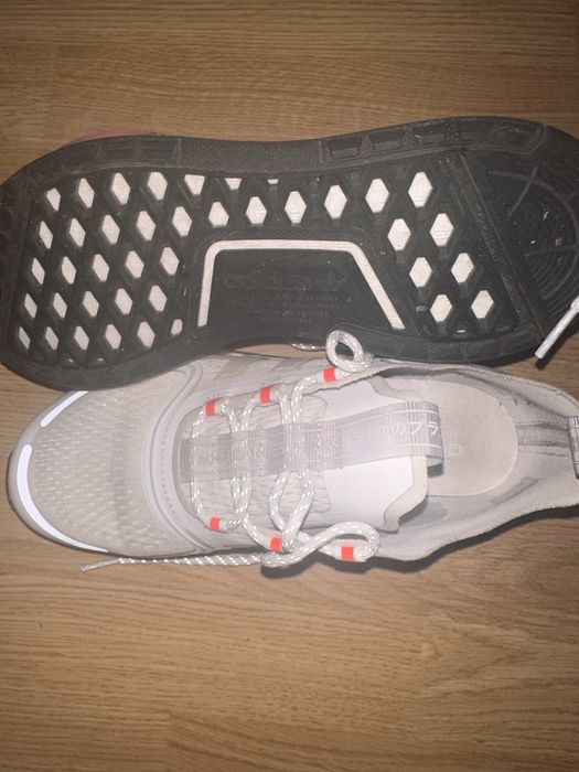 Tenis Adidas tamanho 38