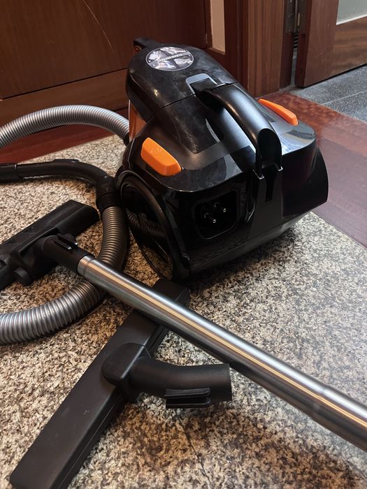 Aspirador de pó Rowenta compact power cyclonic