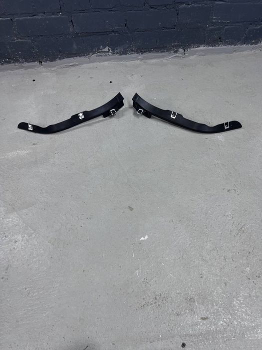 Audi A8 D4 локер брызговик А8 Д4 локер подкрилка А8 спойлер бризговик