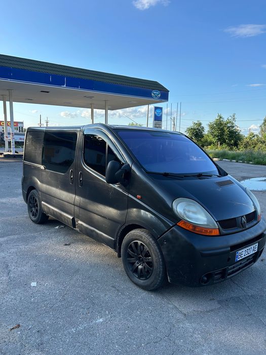 Продам машину Рено Trafic