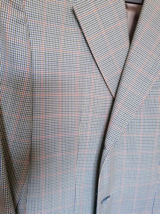 Blaiser em xadrez de homem