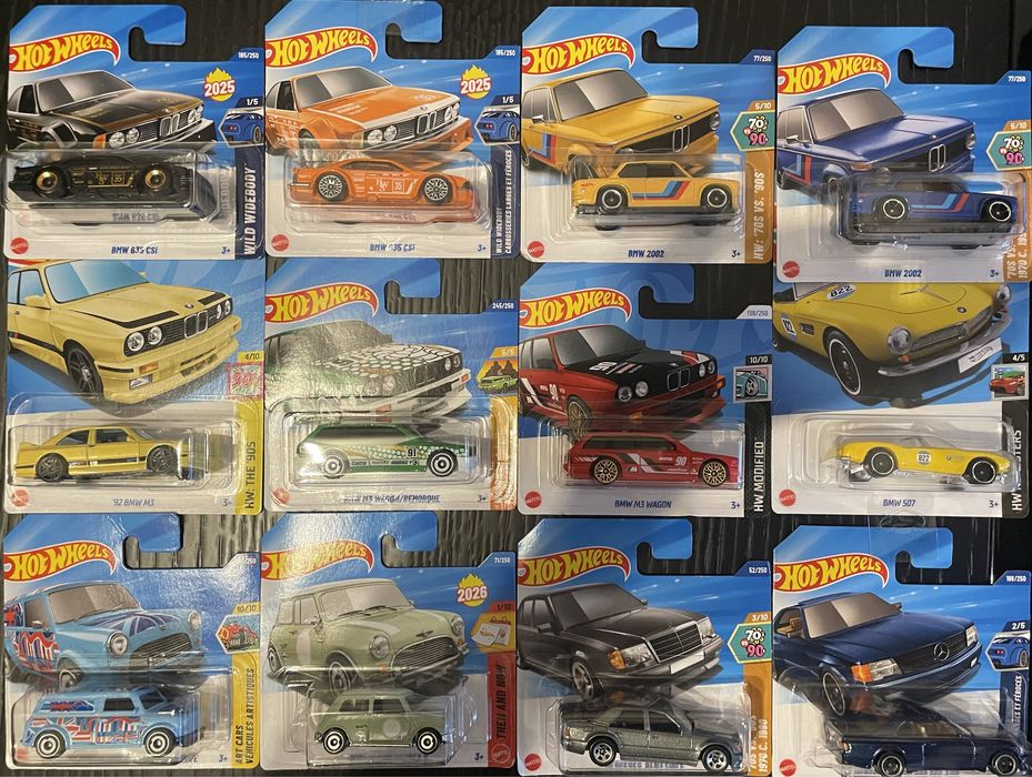 Hot Wheels novos 2025/6  embalados Honda Nissan Toyota JDM Range Rover