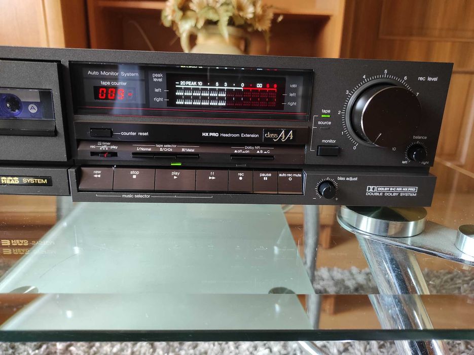 Magnetofon Technics RS-B705