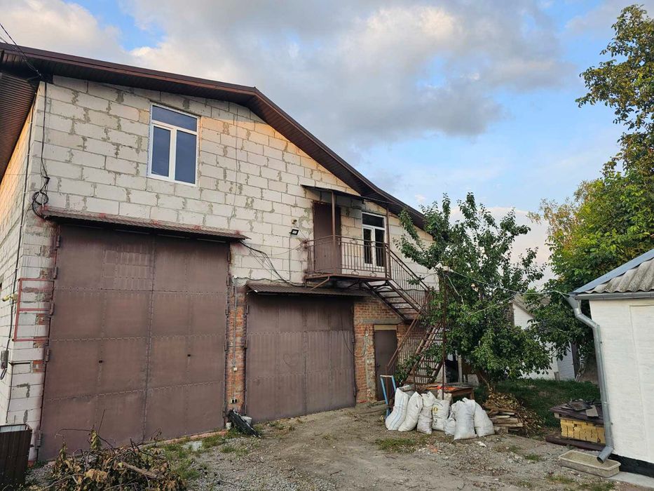 Продаж , Приватний будинок .