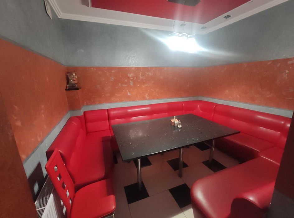 Оренда або продаж  фасадного приміщення в центрі Городенки, власник