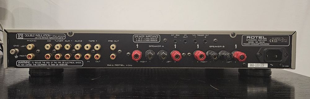 Amplificador Rotel Ra 02