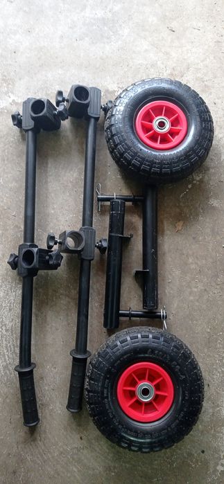 Układ transportowy do koszyka