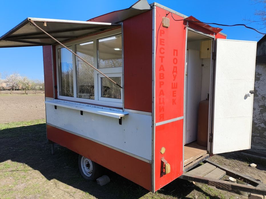 Продам торговый прицеп