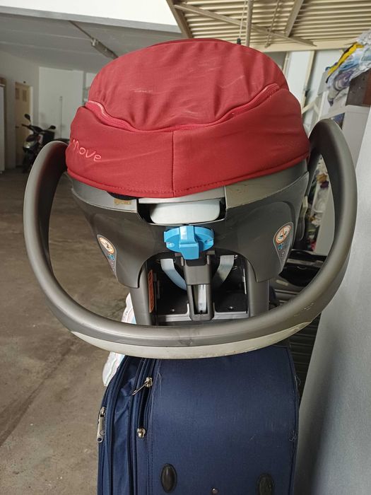 Cadeira auto ou ovo da Chicco vermelho