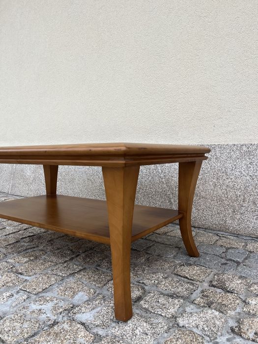 Mesa de Centro em Madeira e Vidro – Nova/Nunca Usada – Muito Robusta