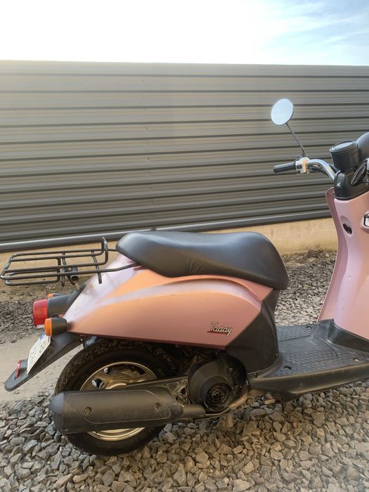 Скутер Honda today