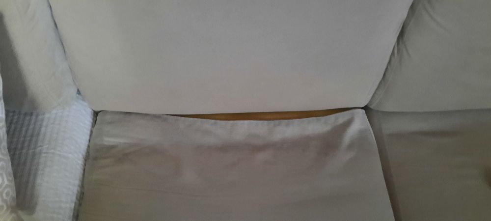 Sofá com chaise longue