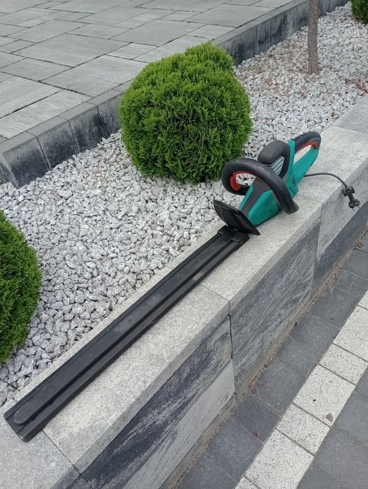 Mocne Nożyce do Żywopłotu Bosch AHS 65-34 | 700W, ostrze 65cm  Stan BDB
