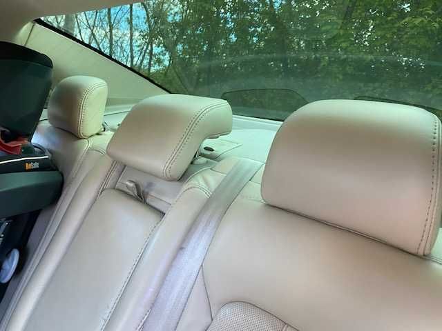 Автомобіль в продаж Гібрид