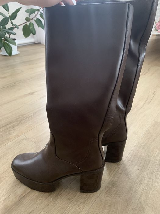 Черевики «Stradivarius»