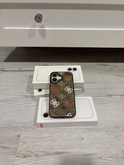 Iphone 16 128GB biały