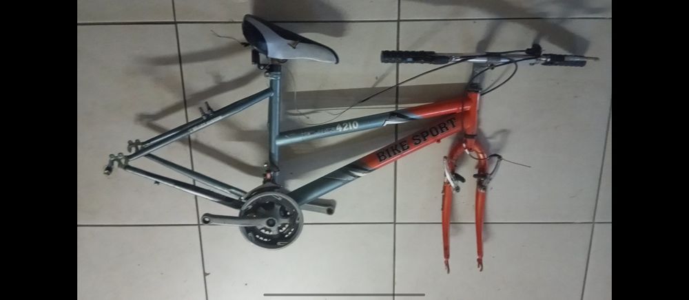 Duas bicicletas para venda