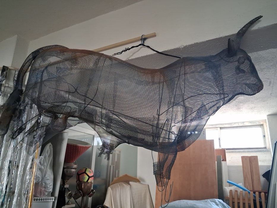 Vendo peça de arte Touro