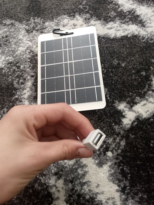 Продам сонячну панель для зарядки