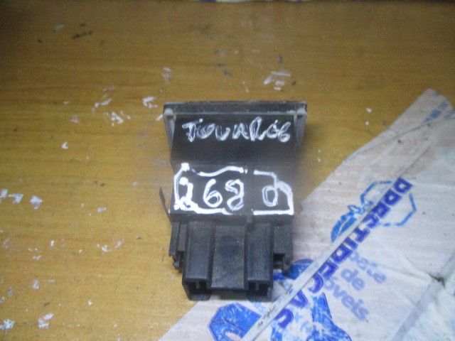 Botão / interruptor aquecimento de bancos BMW 3 Coupé (E46)