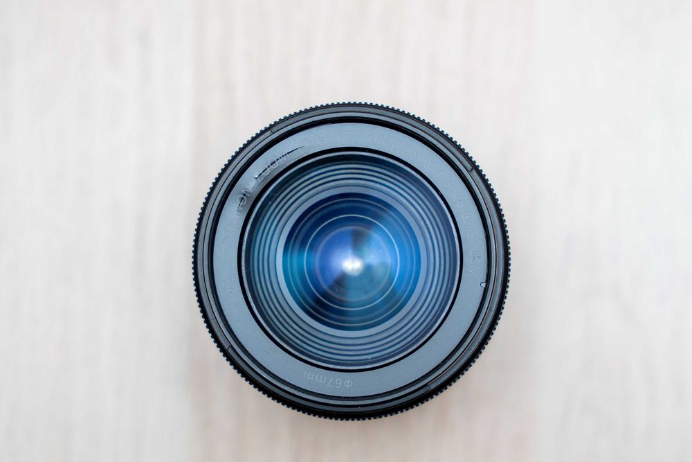 Canon 18-135 mm IS USM EF-S  F/3.5-5.6 zestaw obiektyw