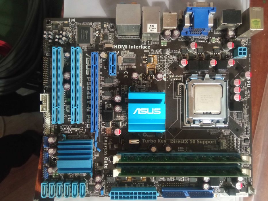 Płyta główna Asus P5G43T-M PRO z Procesorem i pamięć RAM DDR3.