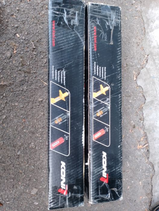 Задние амортизаторы от Hyundai б/у