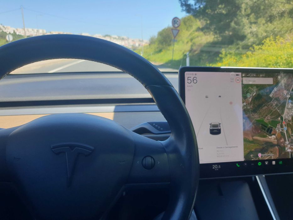 Tesla model 3 performance