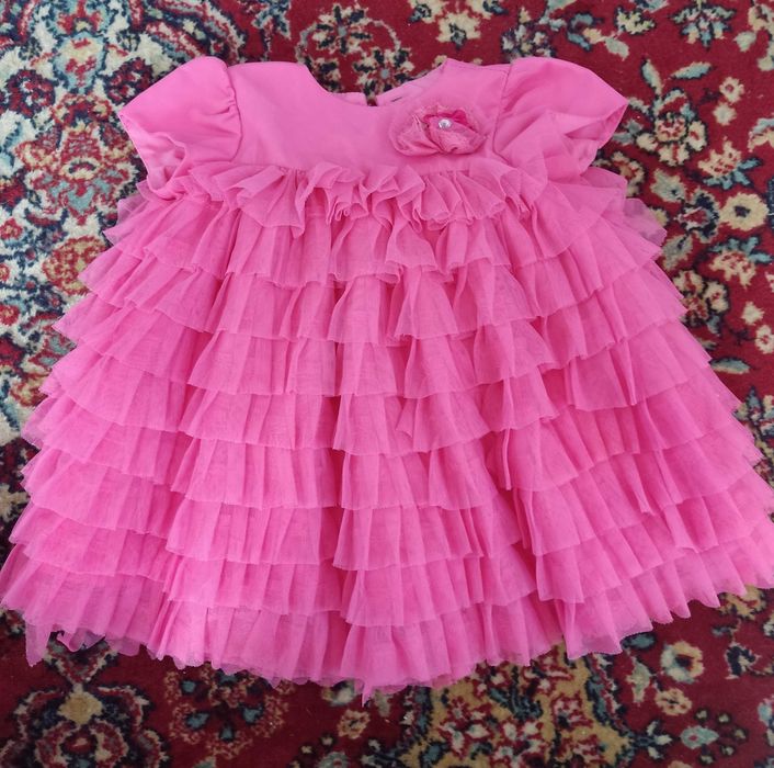 Платтячко .      .     .