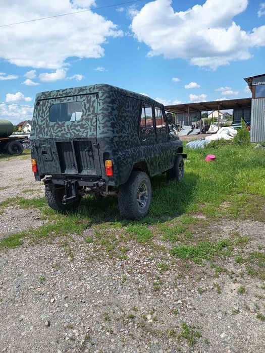 Позашляховик  УАЗ в ідеальному стані