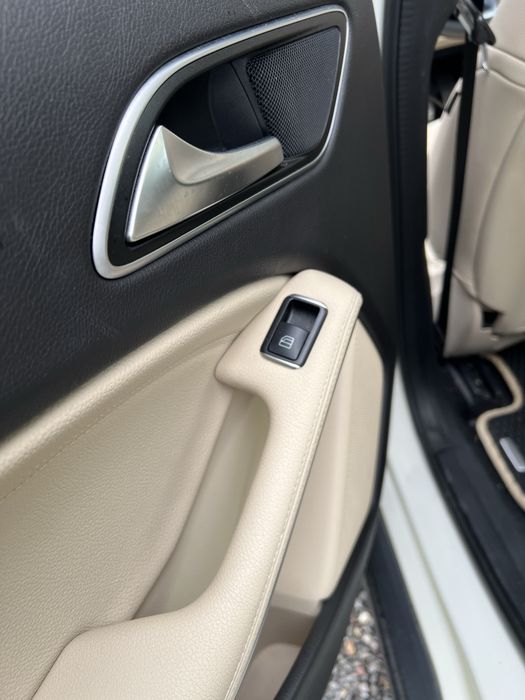 Mersedes benz - GLA 250