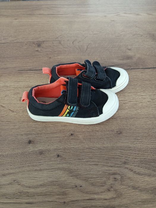 Buty trampki dziecięce Sinsay rozmiar 25