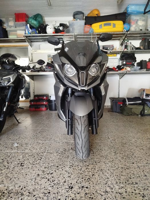 KYMCO Downton 350i - como nova - 3900km